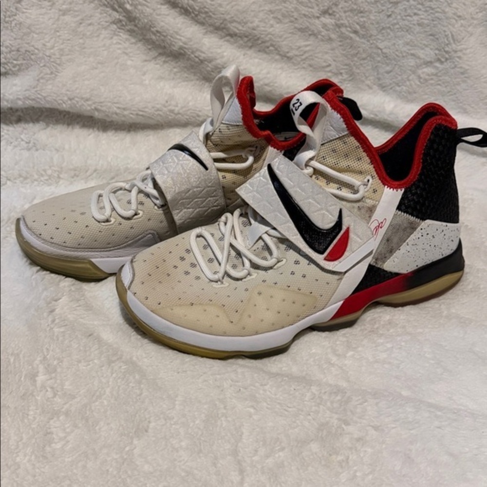 Nike LeBron 14 Flip the Switch 2017